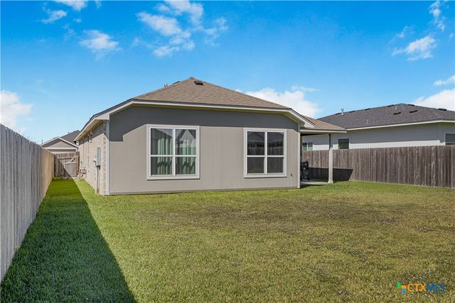 412 Brushy Creek, Victoria, TX 77904