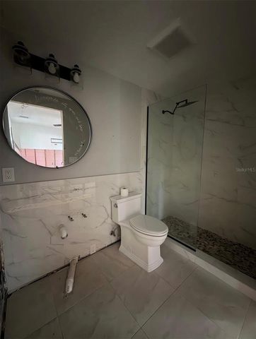 9045 3RD ST N, St Petersburg, FL 33702