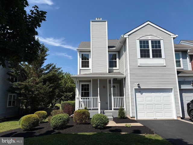 51 KIRKWOOD DR, Newtown, PA 18940