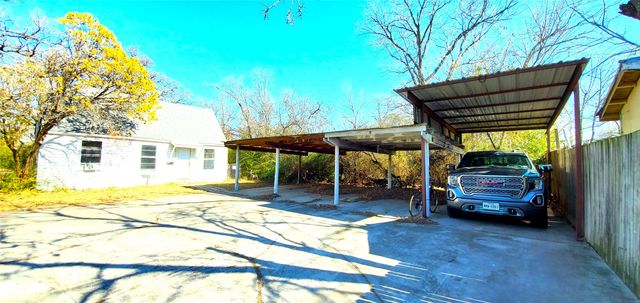 2604 N Locust Street 100, Denton, TX 76209