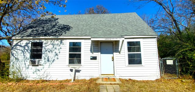 2604 N Locust Street 100, Denton, TX 76209