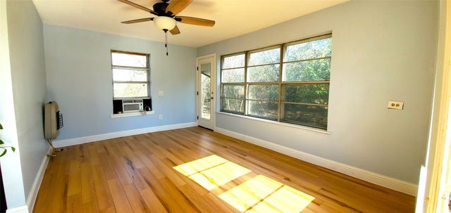 2604 N Locust Street 100, Denton, TX 76209