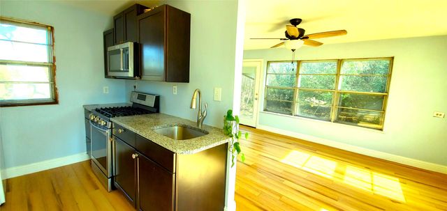 2604 N Locust Street 100, Denton, TX 76209