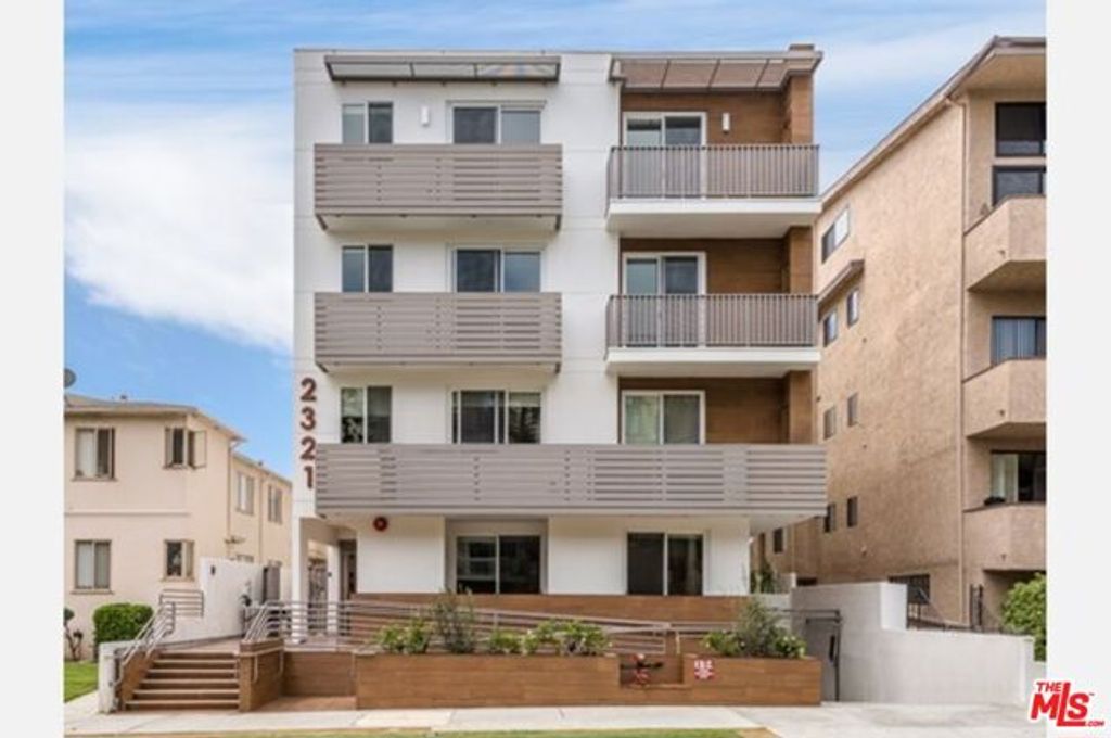 2321 Fox Hills Drive 302, Los Angeles, CA 90064