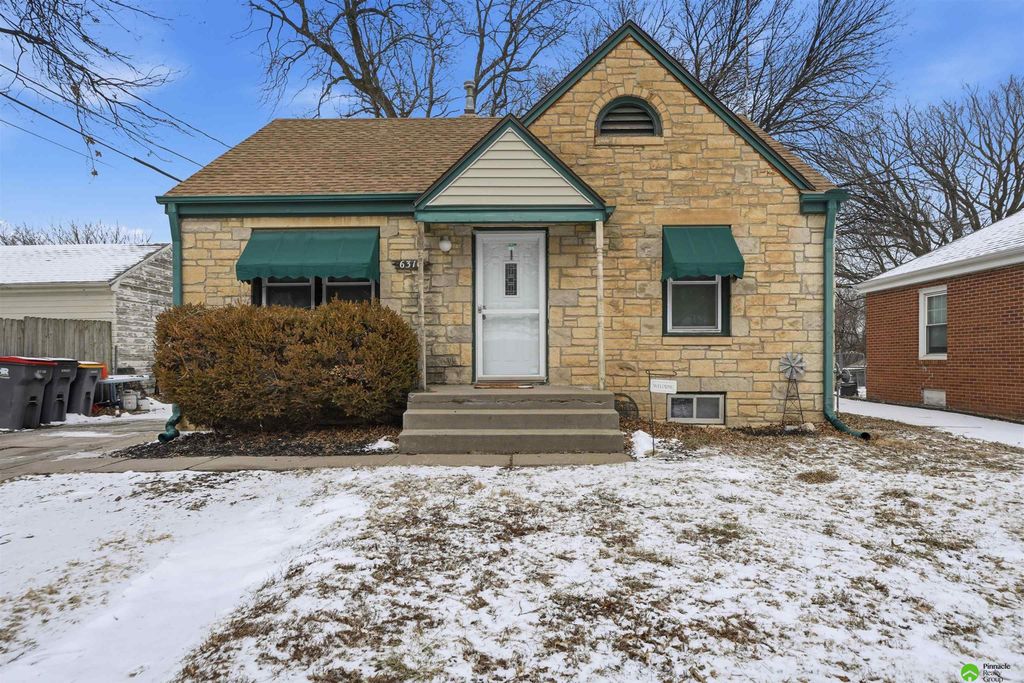 6310 Leighton Avenue, Lincoln, NE 68507