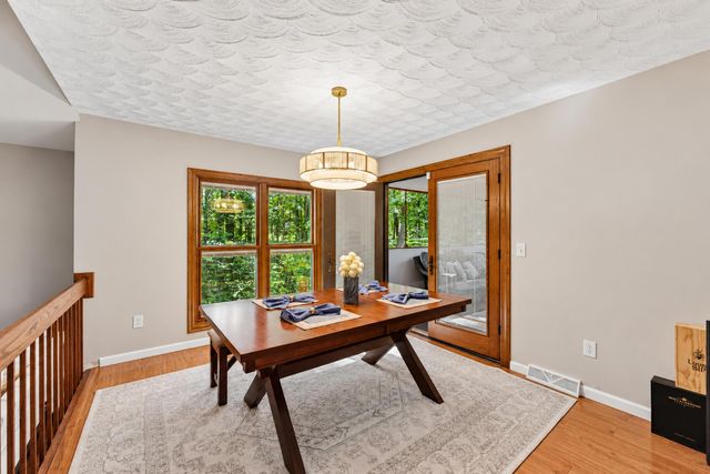 9430 Robinhood Circle, Westerville, OH 43082