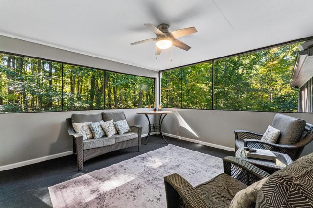 9430 Robinhood Circle, Westerville, OH 43082