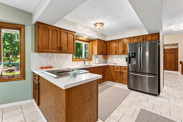 9430 Robinhood Circle, Westerville, OH 43082