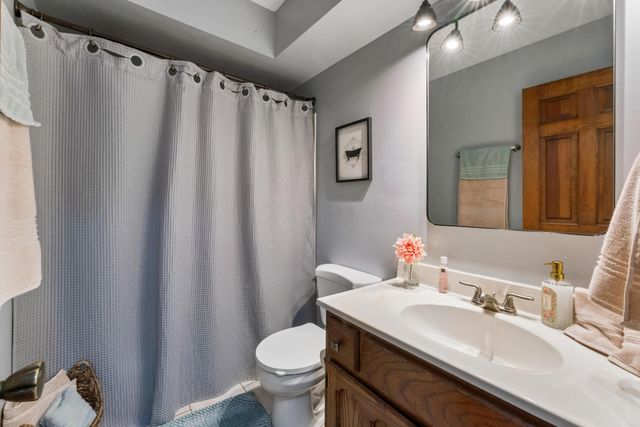 9430 Robinhood Circle, Westerville, OH 43082
