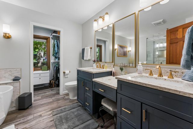 9430 Robinhood Circle, Westerville, OH 43082