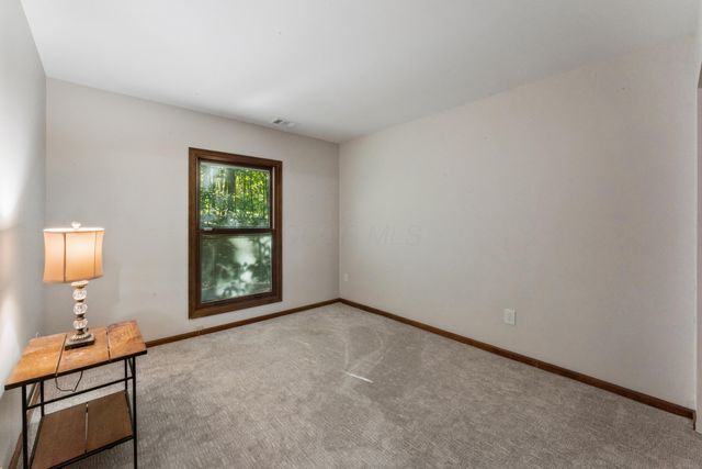 9430 Robinhood Circle, Westerville, OH 43082