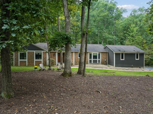 9430 Robinhood Circle, Westerville, OH 43082