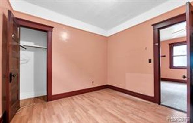 9506 Charest Street, Hamtramck, MI 48212