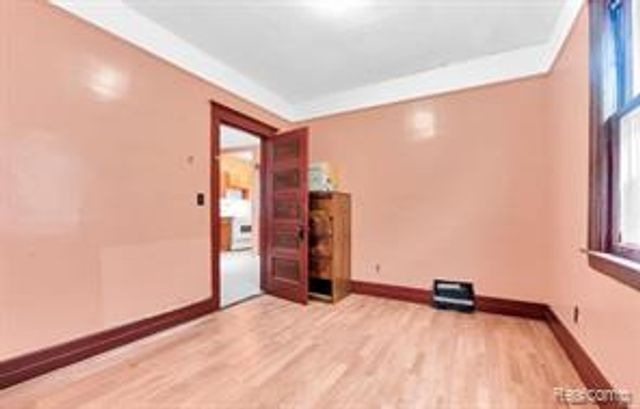 9506 Charest Street, Hamtramck, MI 48212