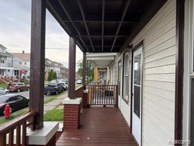 9506 Charest Street, Hamtramck, MI 48212