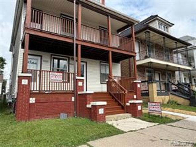 9506 Charest Street, Hamtramck, MI 48212