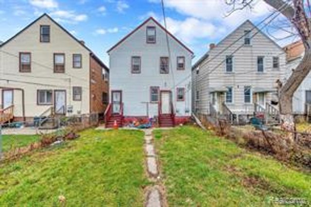 9506 Charest Street, Hamtramck, MI 48212
