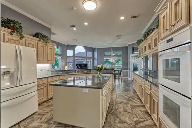43 Winterhaven Lane, Montgomery, TX 77356