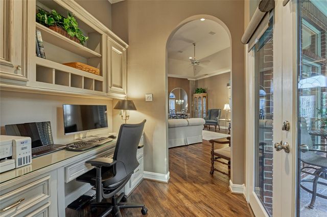 43 Winterhaven Lane, Montgomery, TX 77356