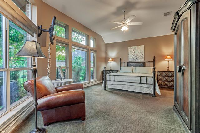 43 Winterhaven Lane, Montgomery, TX 77356