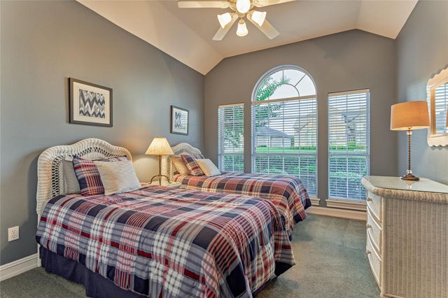 43 Winterhaven Lane, Montgomery, TX 77356