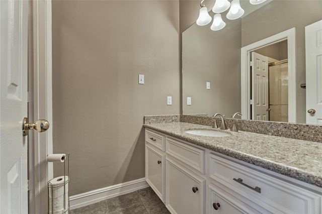 43 Winterhaven Lane, Montgomery, TX 77356