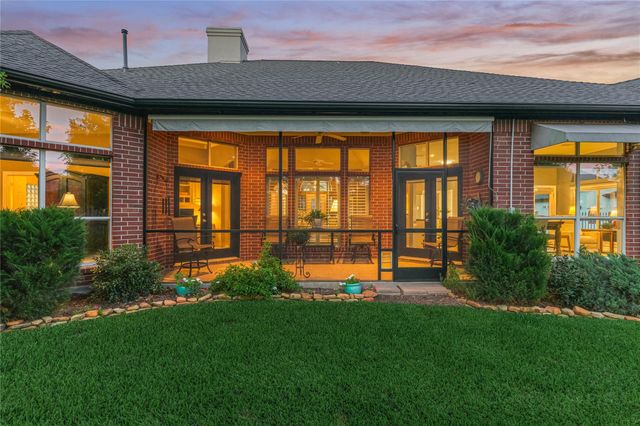 43 Winterhaven Lane, Montgomery, TX 77356