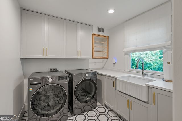 140 Meadowview Road, Athens, GA 30606
