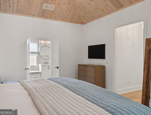 140 Meadowview Road, Athens, GA 30606