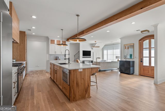 140 Meadowview Road, Athens, GA 30606