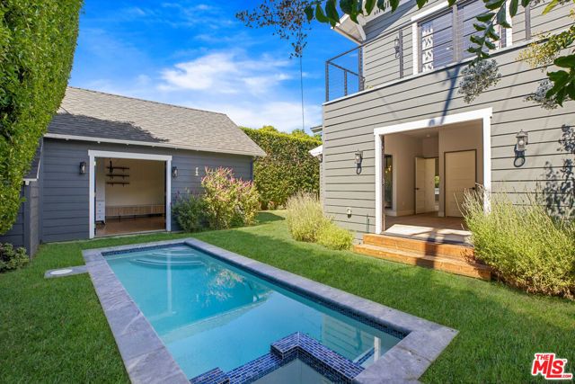 1203 N Poinsettia Place, West Hollywood, CA 90046