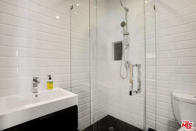 1203 N Poinsettia Place, West Hollywood, CA 90046