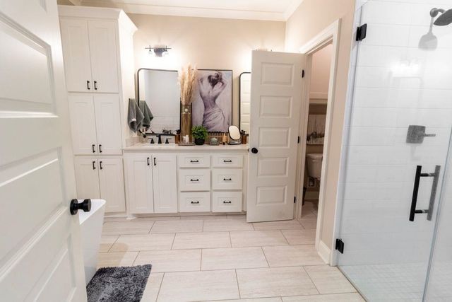 628 Victory Way, Lake Charles, LA 70611