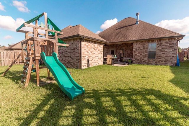 628 Victory Way, Lake Charles, LA 70611