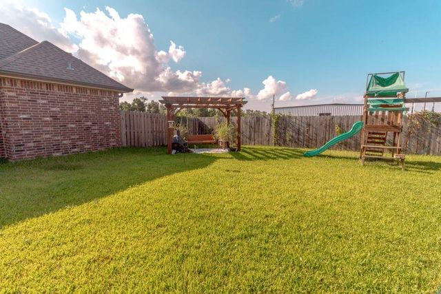 628 Victory Way, Lake Charles, LA 70611