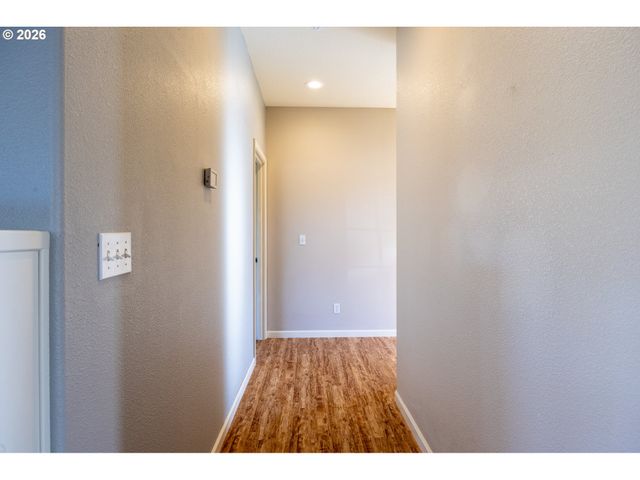 310 ASHWOOD St, Sutherlin, OR 97479