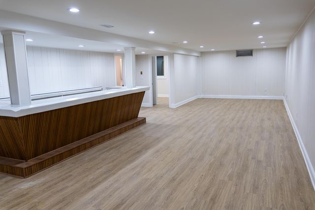 1960 Chase Street, Gary, IN 46404