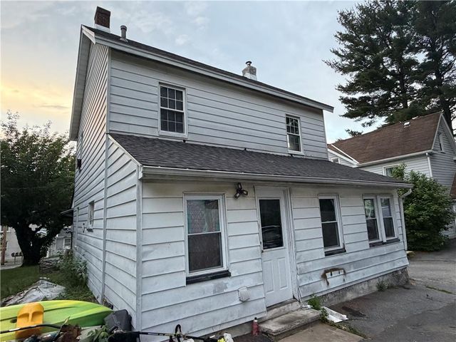 5984 Main Street, Upper Saucon Twp, PA 18034