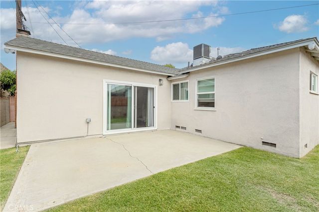 9440 Brookpark Rd, Downey, CA 90240