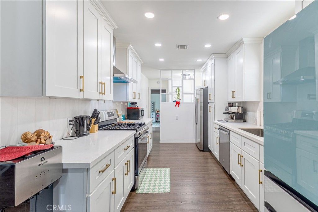 9440 Brookpark Rd, Downey, CA 90240 — photo 4