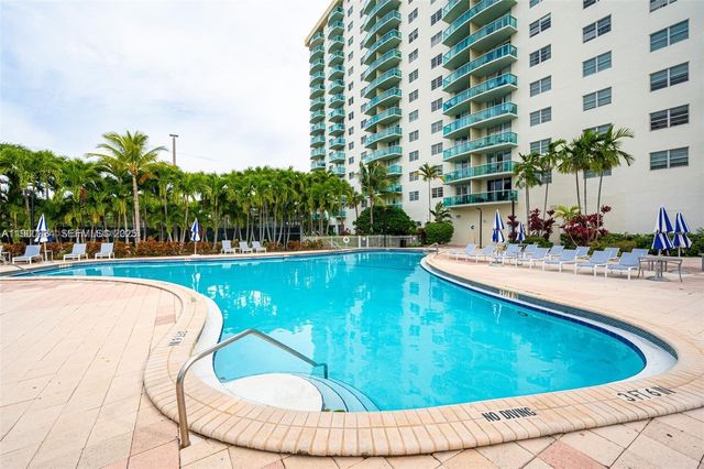 19370 Collins Avenue 415, Sunny Isles Beach, FL 33160