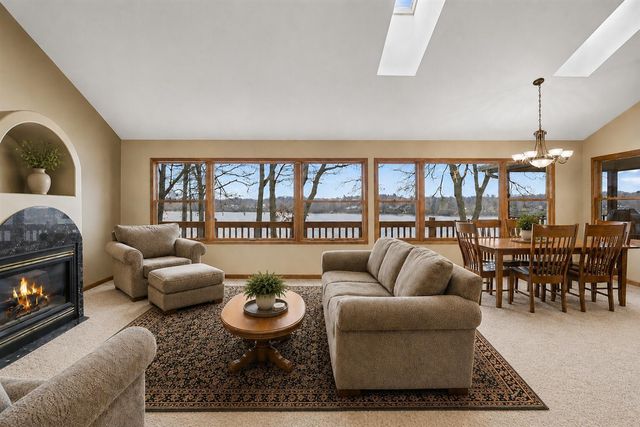 9895 Lakeview Drive, Berrien Springs, MI 49103