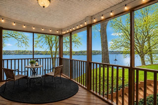 9895 Lakeview Drive, Berrien Springs, MI 49103