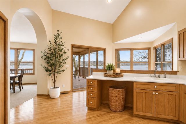 9895 Lakeview Drive, Berrien Springs, MI 49103