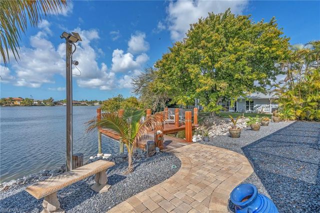 3001 50th ST SW, Naples, FL 34116