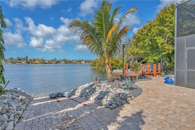 3001 50th ST SW, Naples, FL 34116