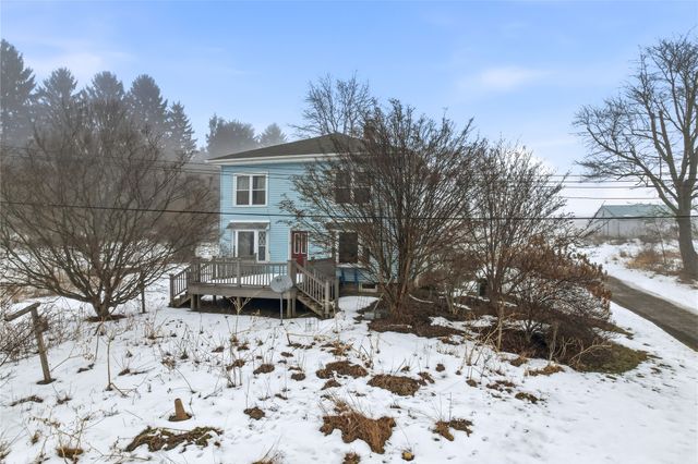 495 E JAMESTOWN State Highway, Greenville, PA 16125