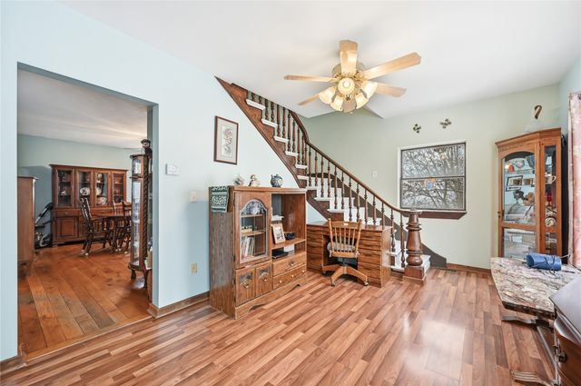 495 E JAMESTOWN State Highway, Greenville, PA 16125