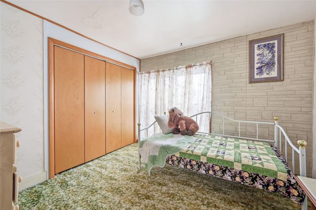 495 E JAMESTOWN State Highway, Greenville, PA 16125