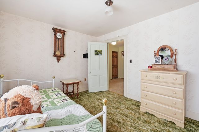 495 E JAMESTOWN State Highway, Greenville, PA 16125